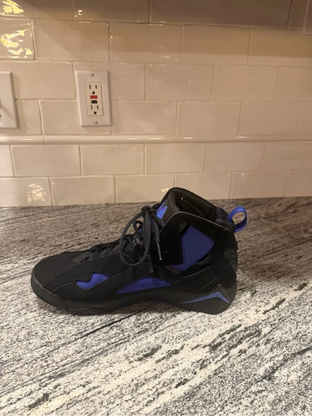 Mens Nike Jordan True Flight Black Blue Lagoon 342964-040 Size 9.5